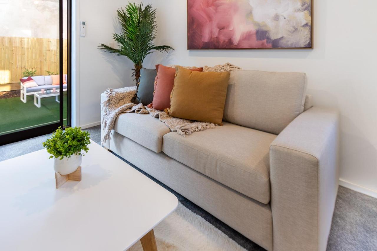 Modern 2 Bed, Hagley Park, Riverside Market